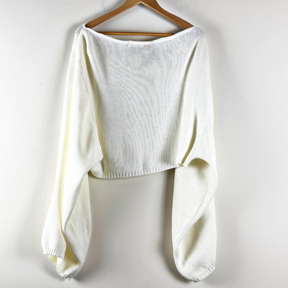 2/$14 NWT Missguided Cropped Bell Sleeved Sweater - Picture 4 of 6